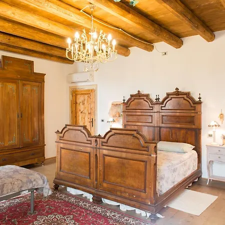 فندق مبيت وإفطار La Rugolana